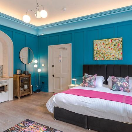 4 Berkeley Square I Your Apartment Бристоль Экстерьер фото