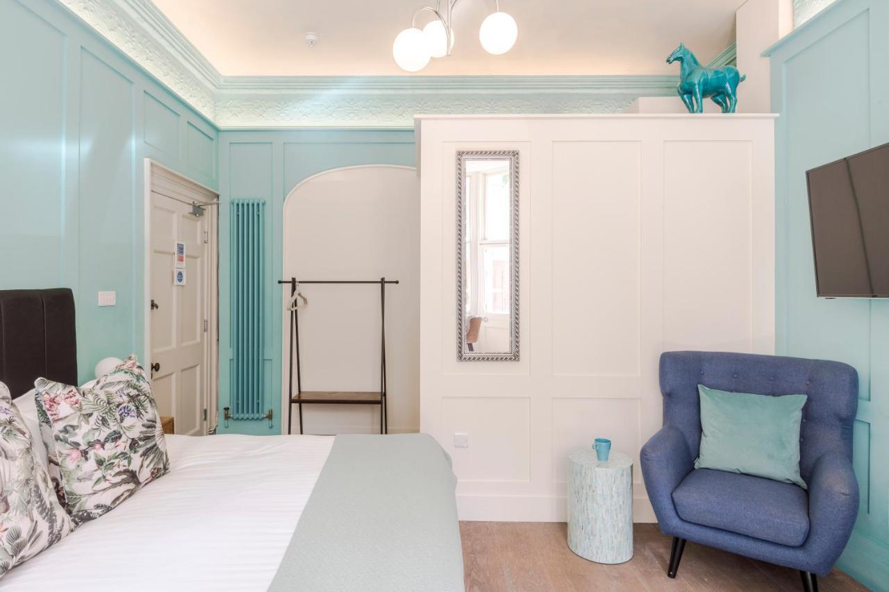 4 Berkeley Square I Your Apartment Бристоль Экстерьер фото