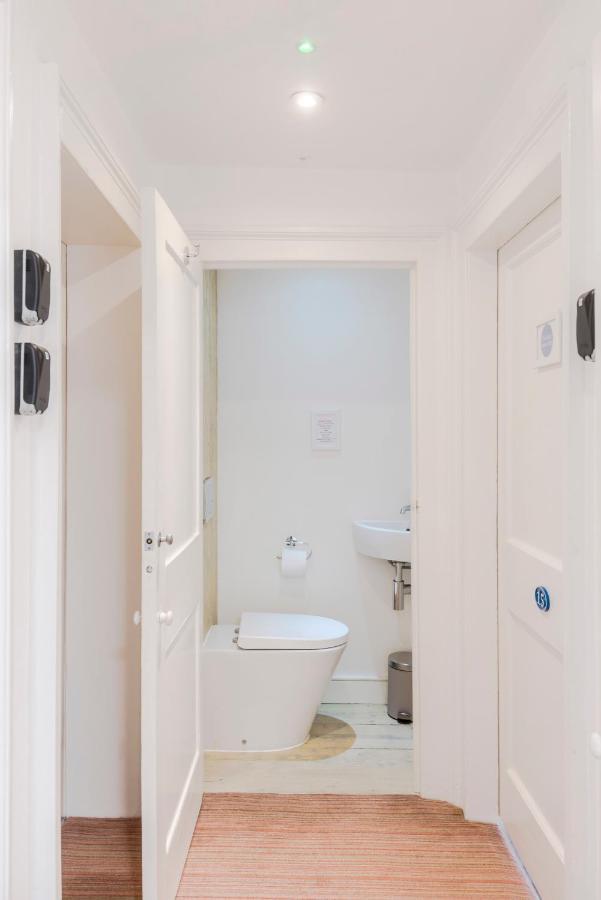 4 Berkeley Square I Your Apartment Бристоль Экстерьер фото