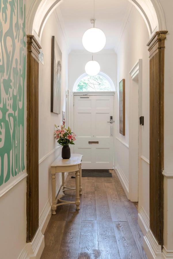 4 Berkeley Square I Your Apartment Бристоль Экстерьер фото